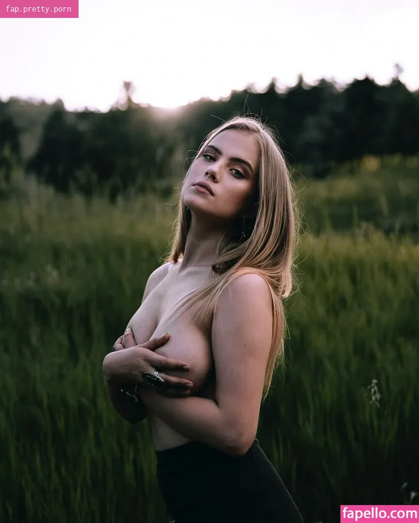 Emma Skau - Photo #40