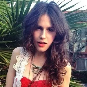 Erin Sanders