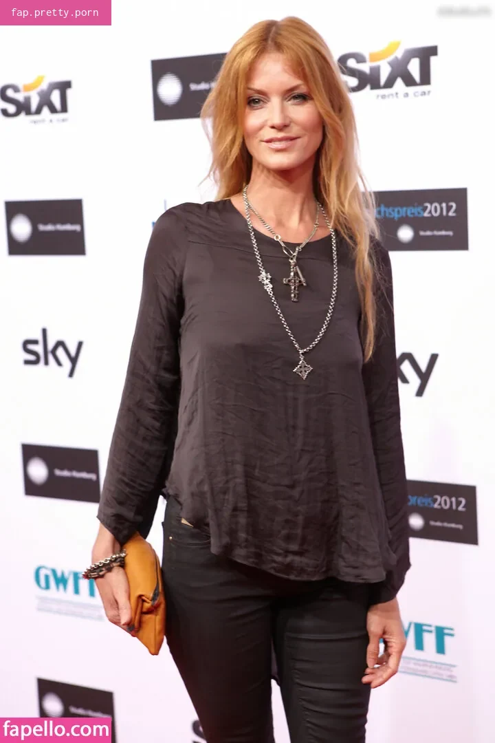 Esther Schweins - Photo #46