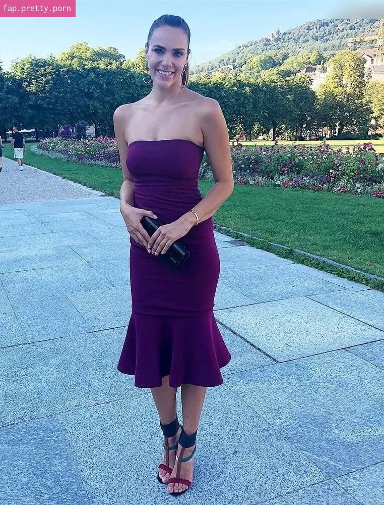 Esther Sedlaczek - Photo #72