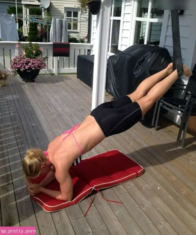 Elise Thorsnes - Photo #05