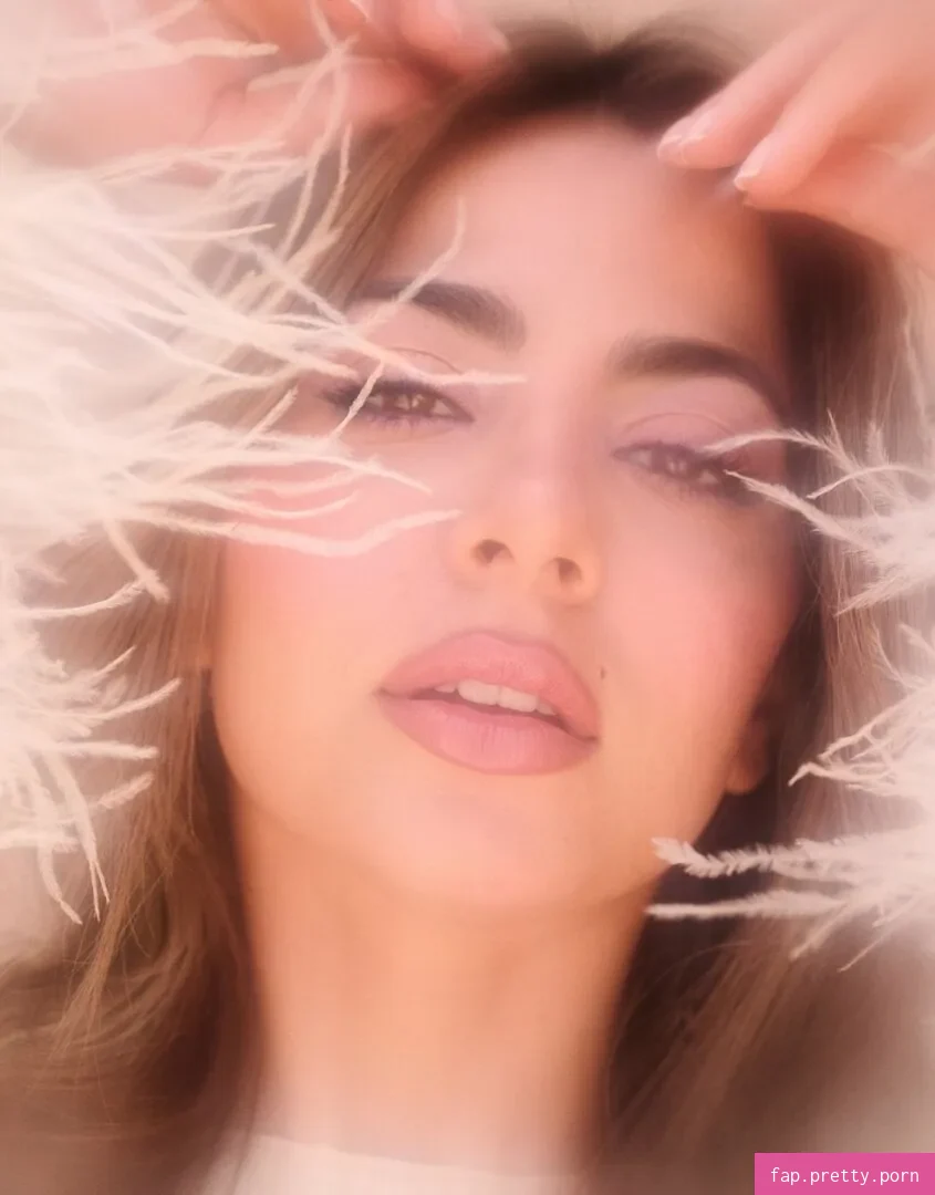 Emeraude Toubia - Photo #07