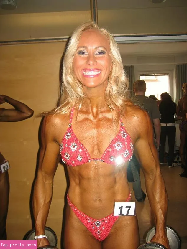 Erika Torronen - Photo #05