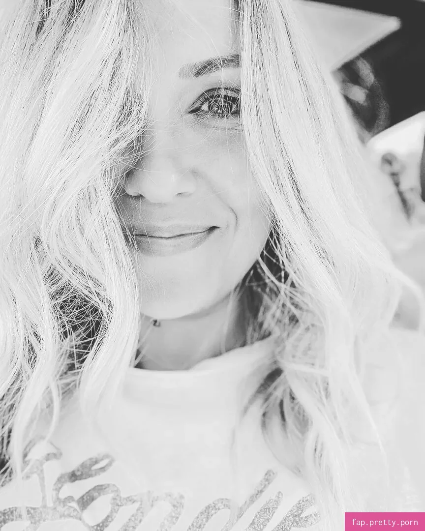 Emilie Ullerup - Photo #02