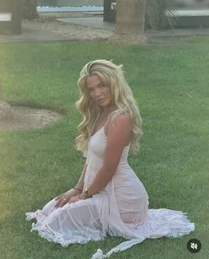 Elaine Victoria