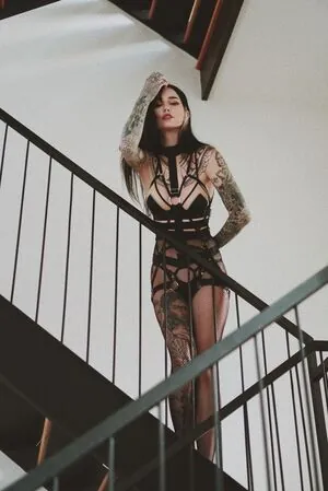 Emma Vauxdevil