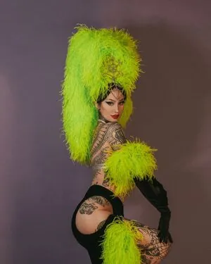 Emma Vauxdevil