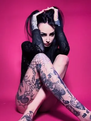 Emma Vauxdevil