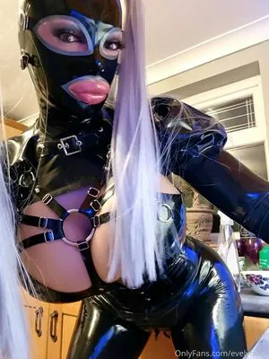 evelyndoll