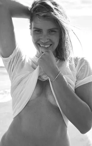 Elle Wagner