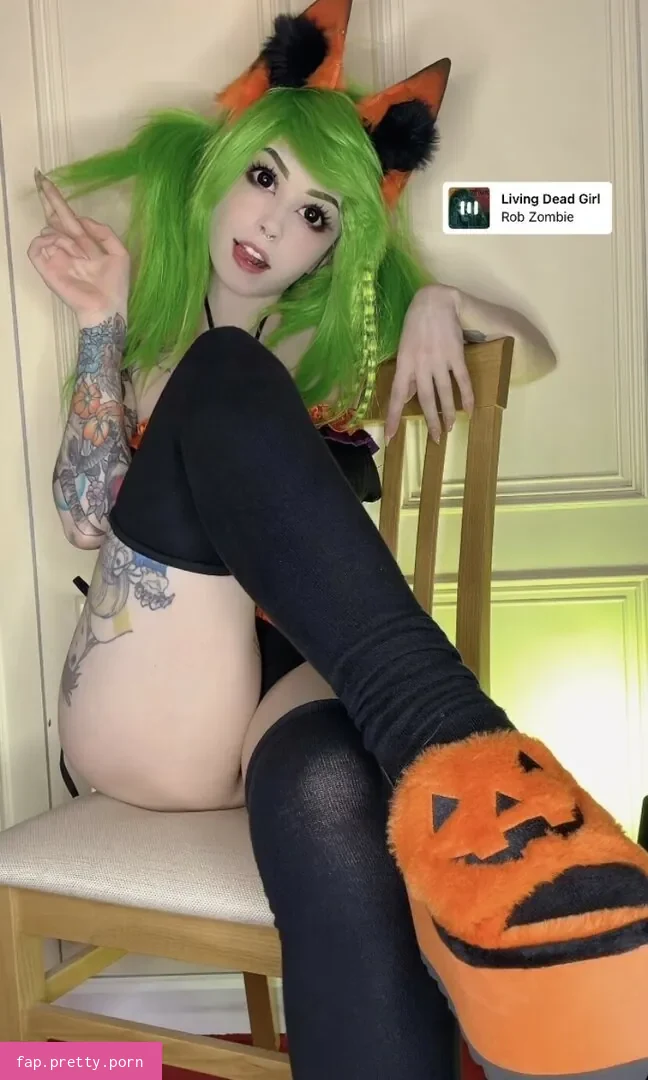 Ember Wolf - Photo #28