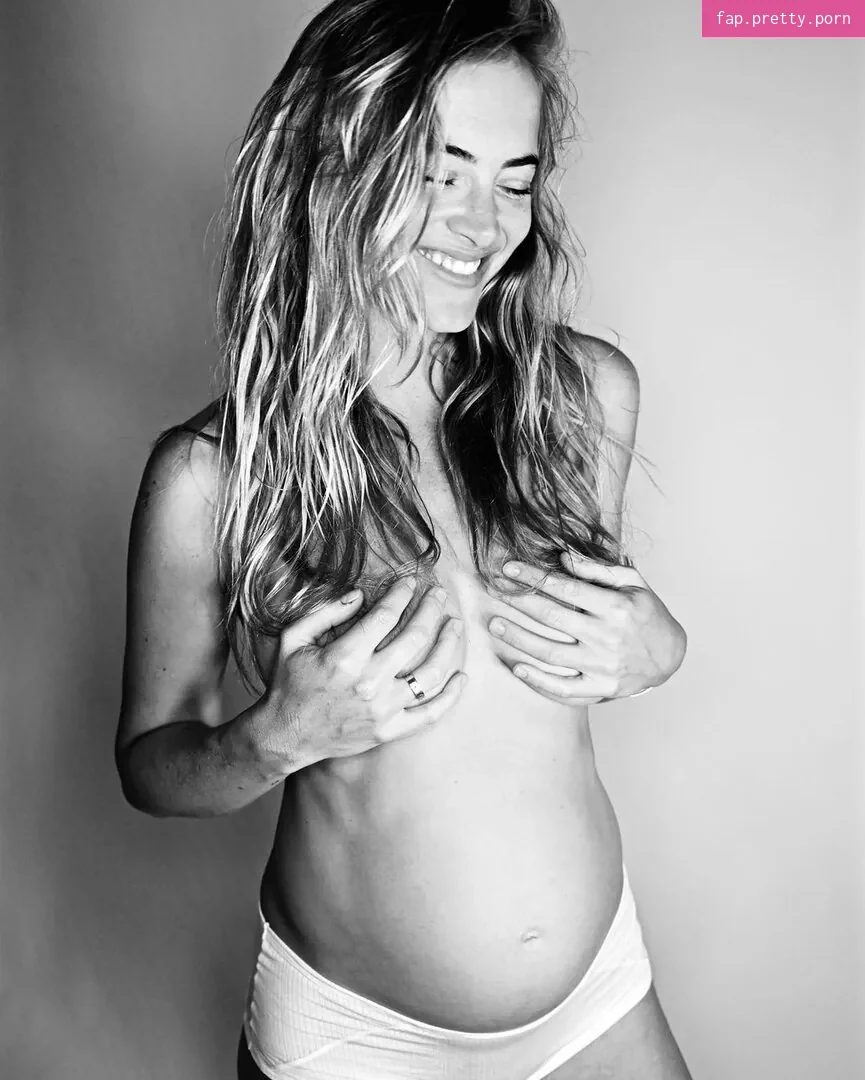 Emily Wickersham - Photo #42