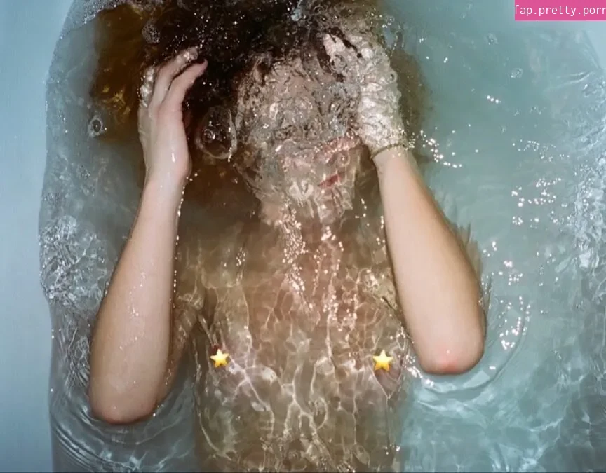 Emily Wickersham - Photo #54