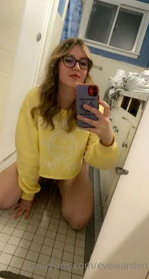 Eve Warden