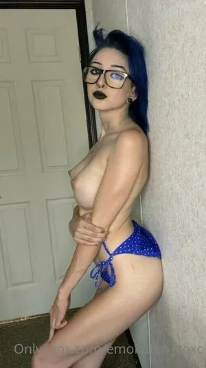emokitten_xoxo