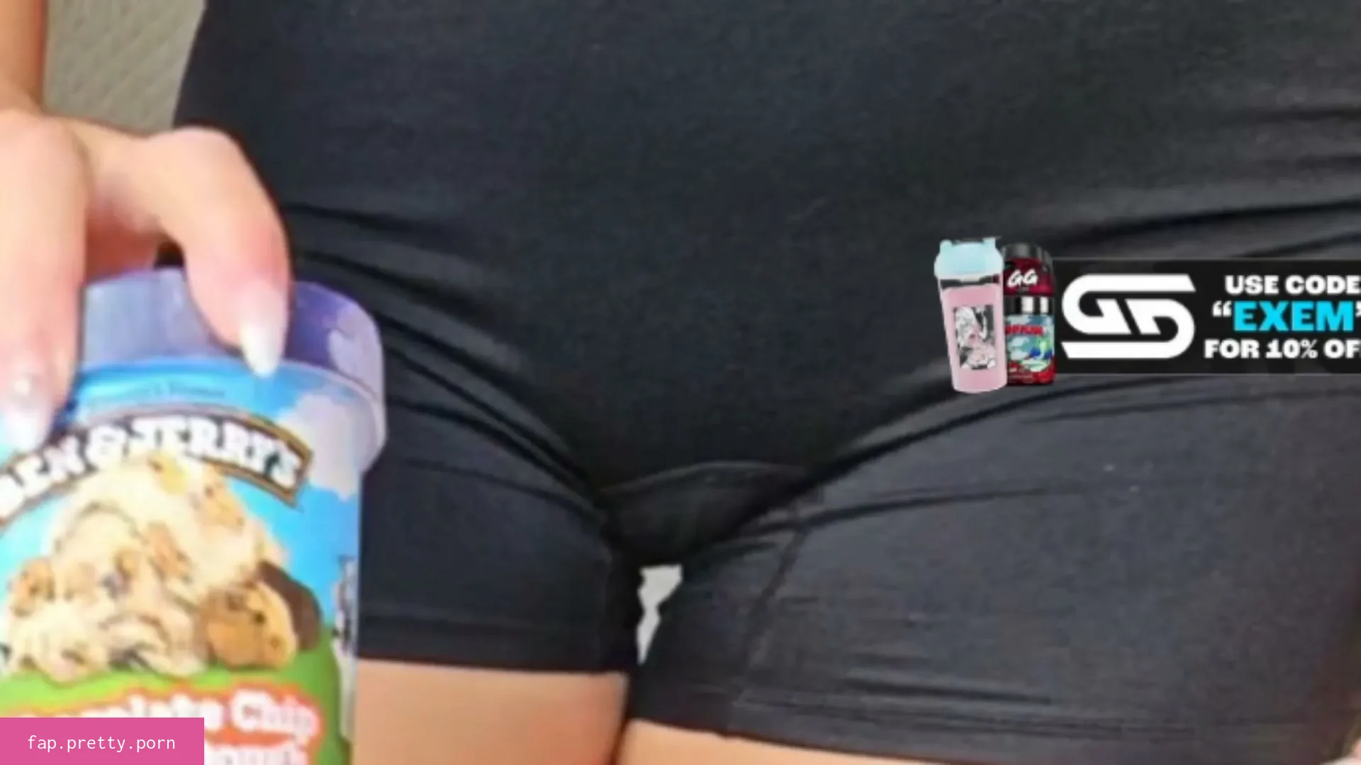 ExtraEmily - Photo #74