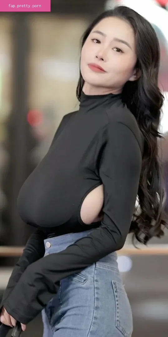 Echo Yue - Photo #18