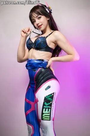 Elina Yi