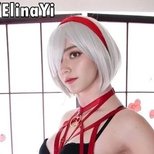 Elina Yi