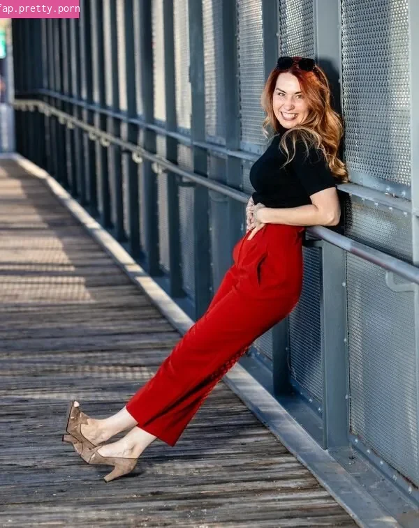 Elizabeth Zharoff - Photo #62