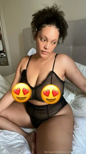 famousaria