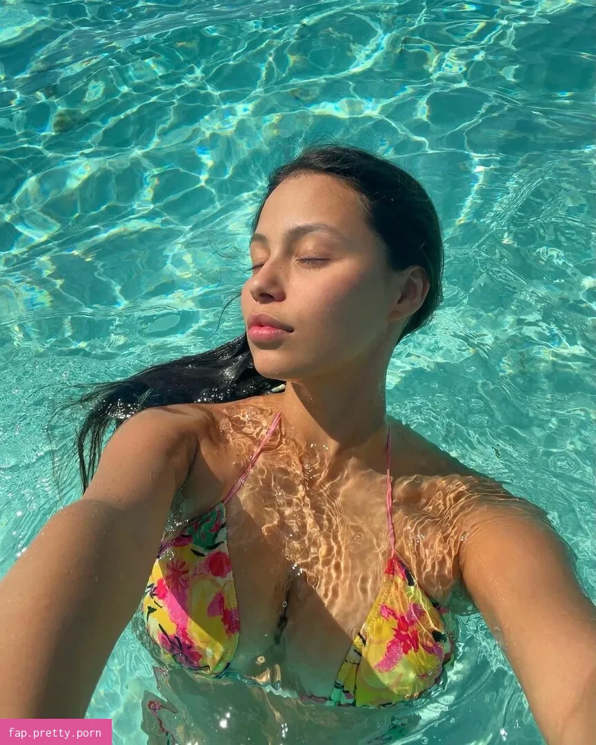 Fiona Barron - Photo #44