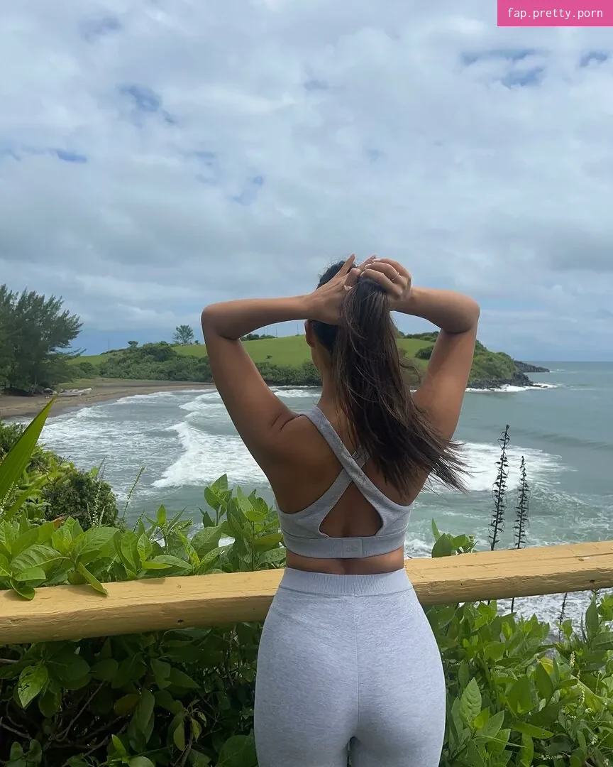 Fiona Barron - Photo #75