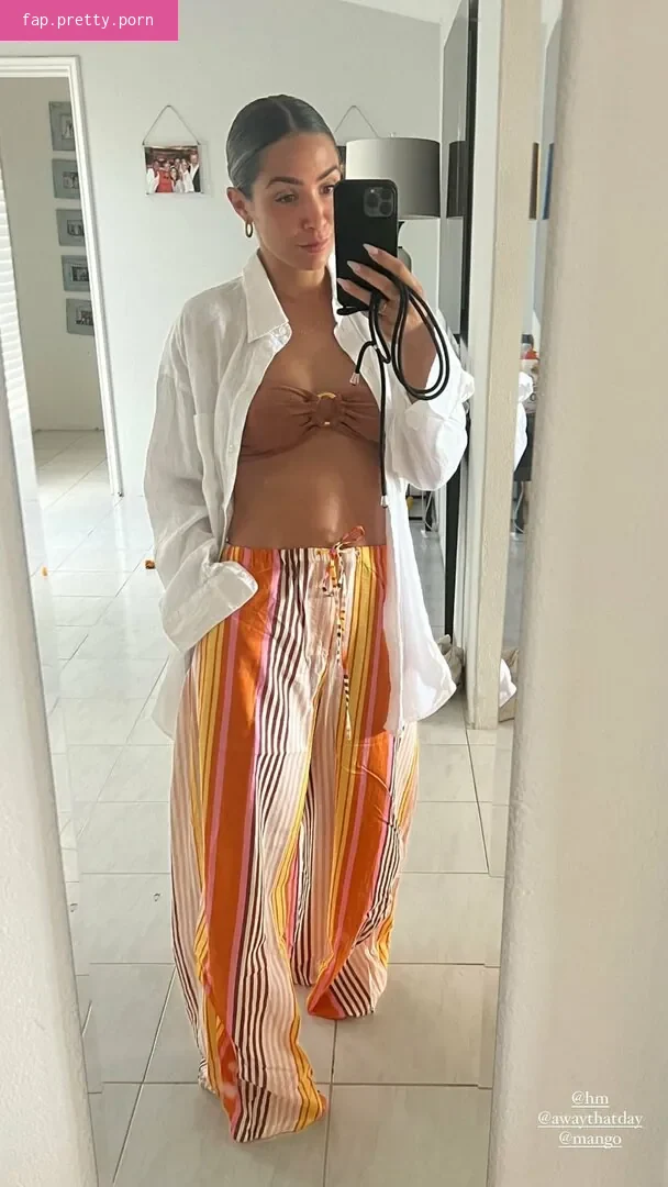 Frankie Bridge - Photo #10