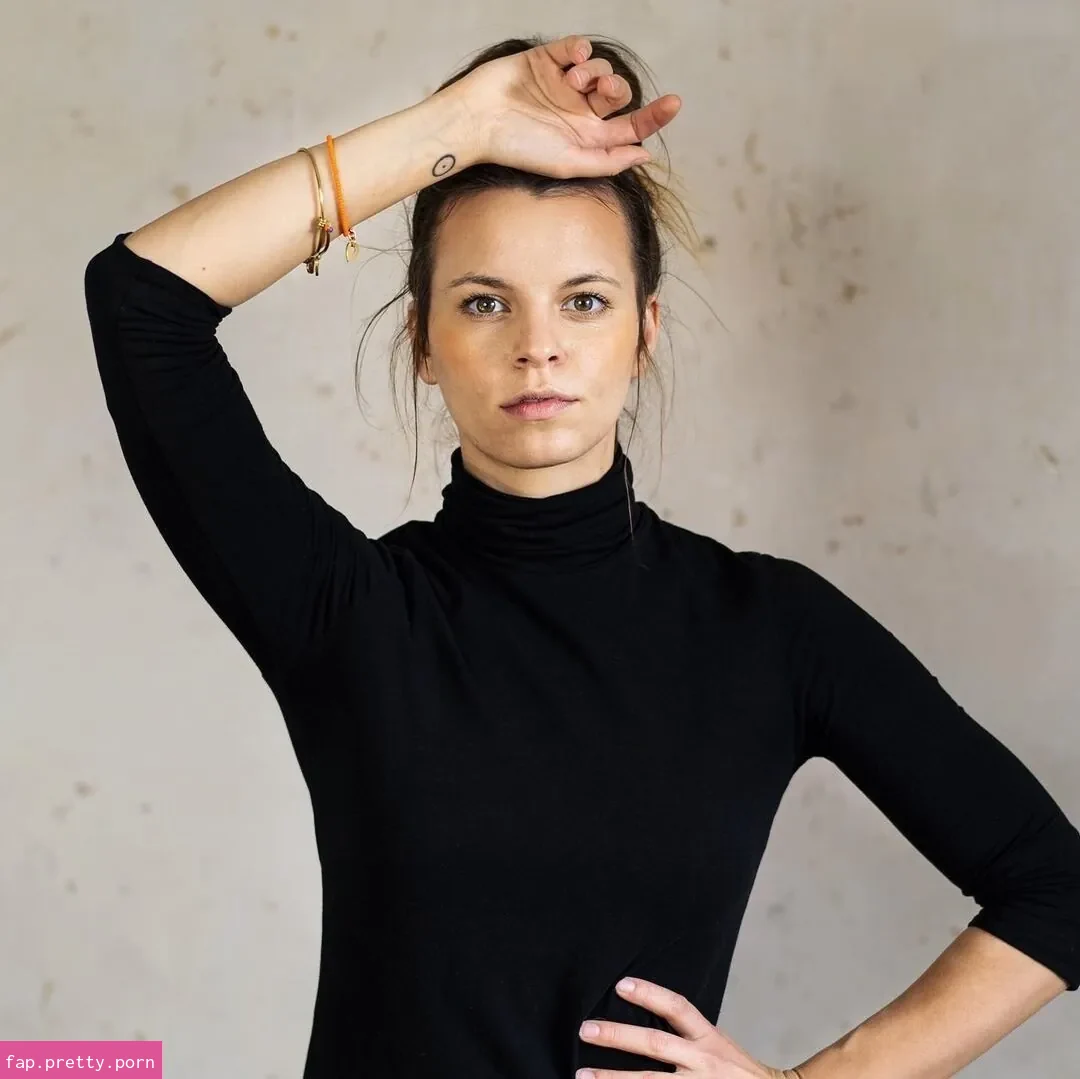 Franziska Benz - Photo #44
