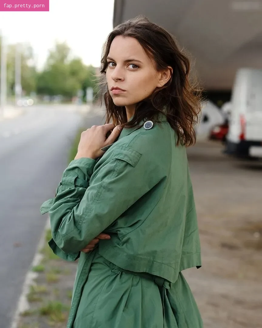 Franziska Benz - Photo #45