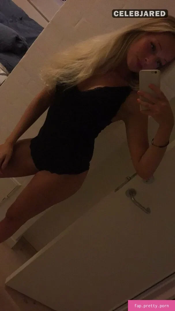 Frederikke Bach - Photo #12
