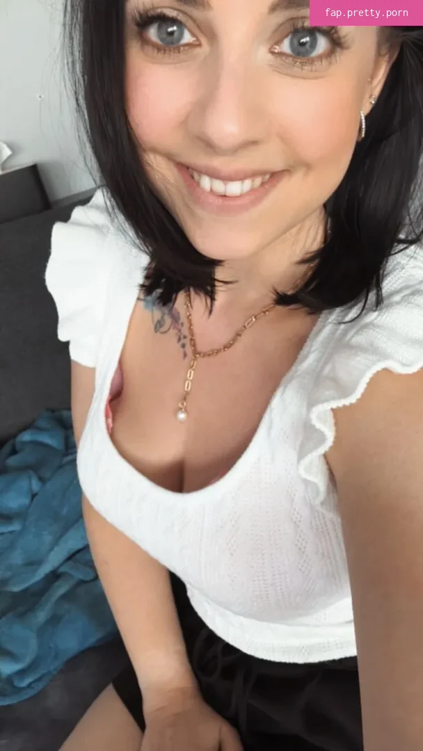 Fake Cumshot - Photo #13