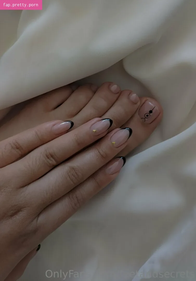 feetandsecrets - Photo #13