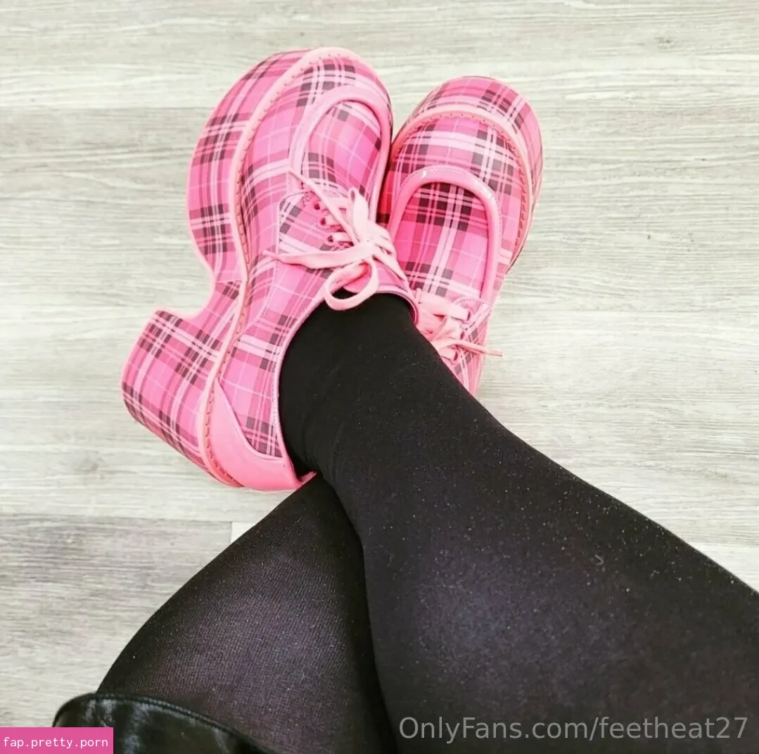 feetheat27 - Photo #12