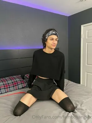 femboyangiesfeet