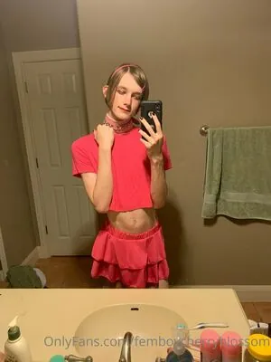 femboycherryblossom