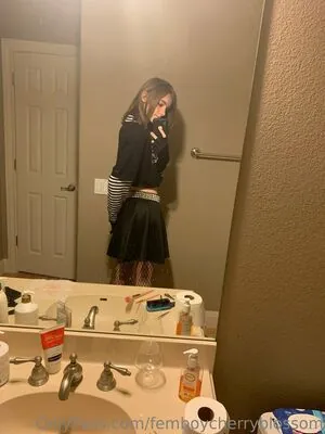 femboycherryblossom