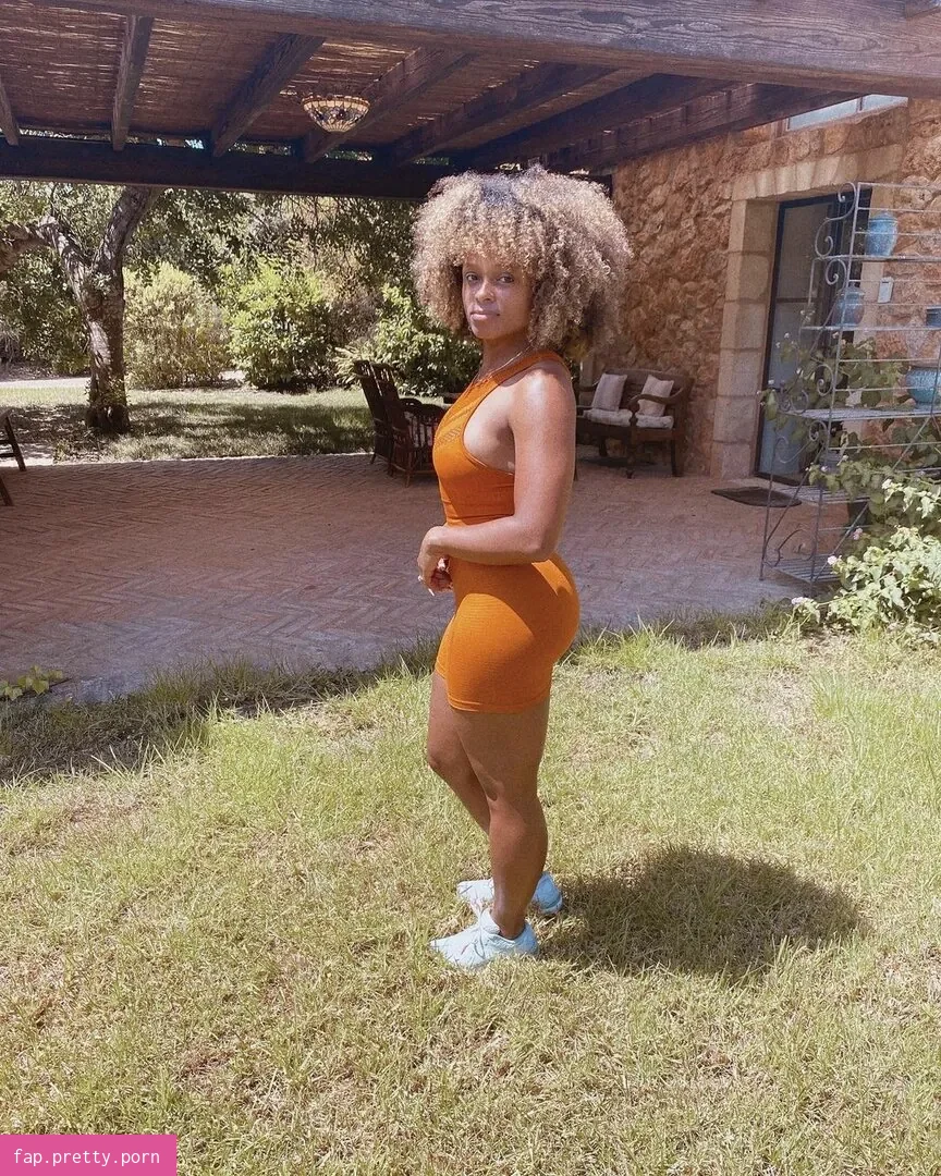 Fleur East - Photo #41