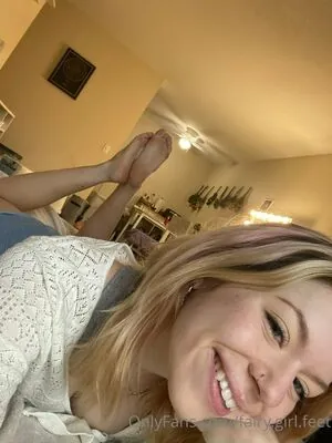 fairy.girl.feet