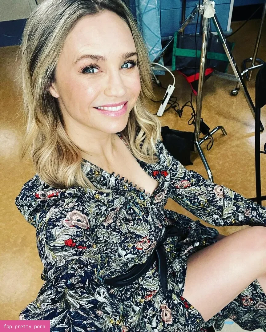 Fiona Gubelmann - Photo #11