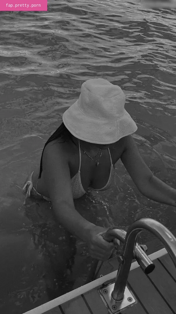 Felicia Haas - Photo #04