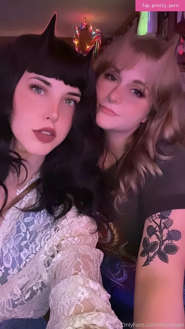 fionafawn - Photo #08