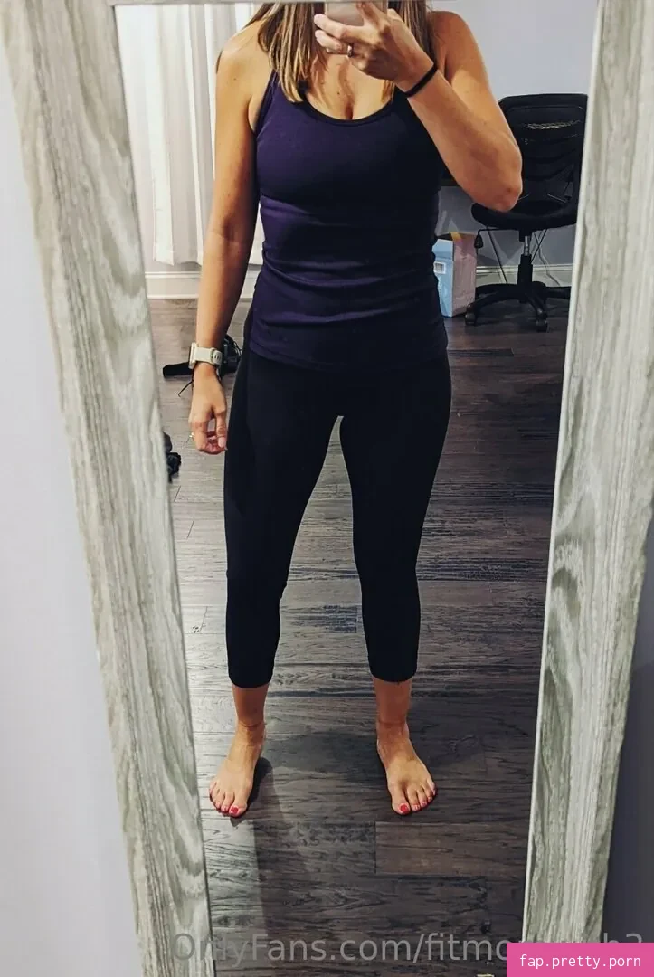 fitmomwith3 - Photo #01
