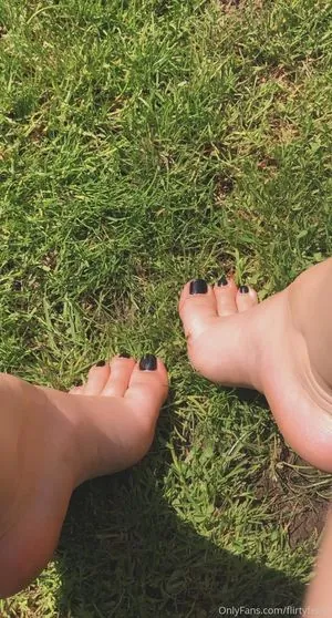 flirtyfeet1