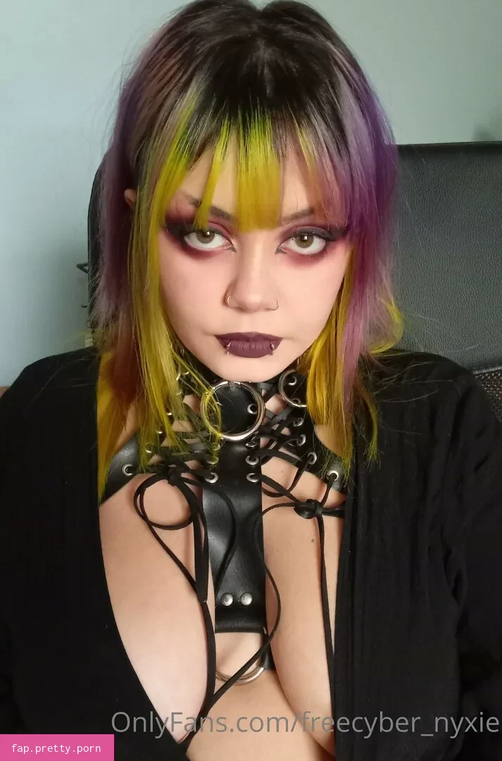 freecyber_nyxie - Photo #56