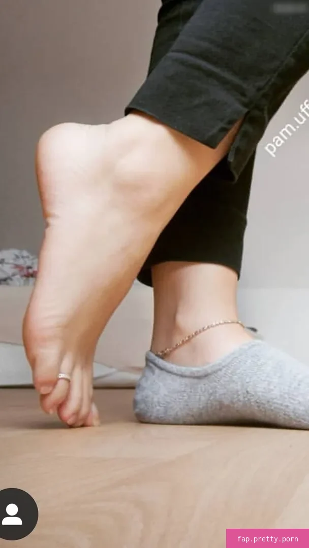 Feet of Penny - Photo #91