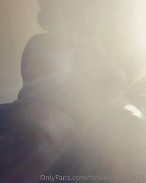 forbiddenfruyt23