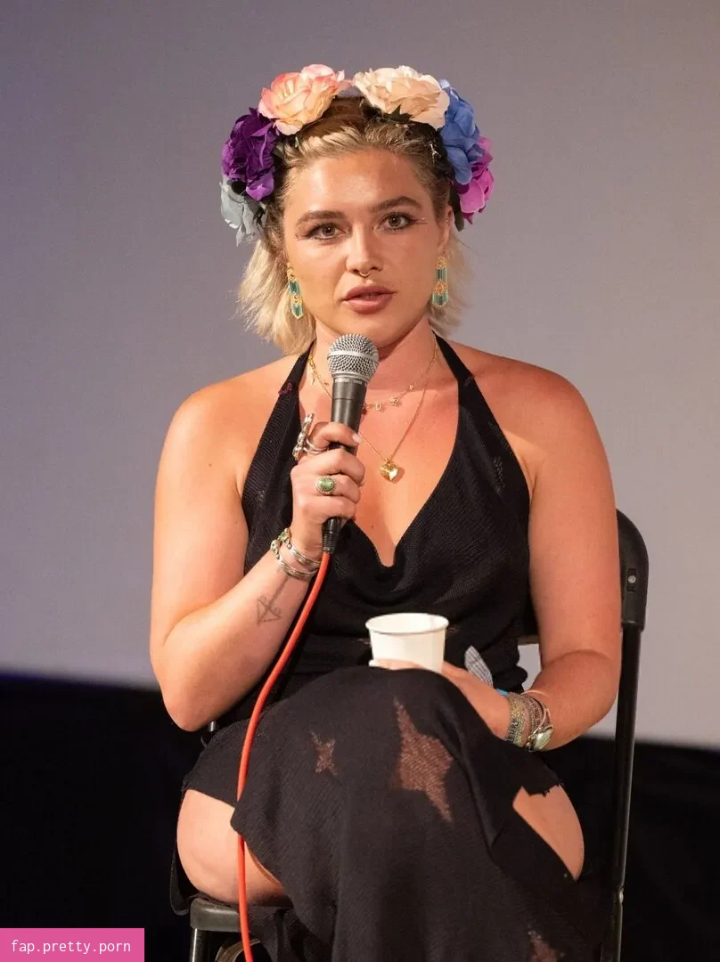 Florence Pugh - Photo #13