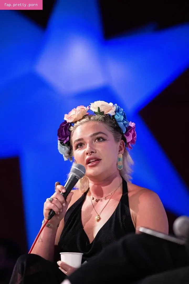 Florence Pugh - Photo #20