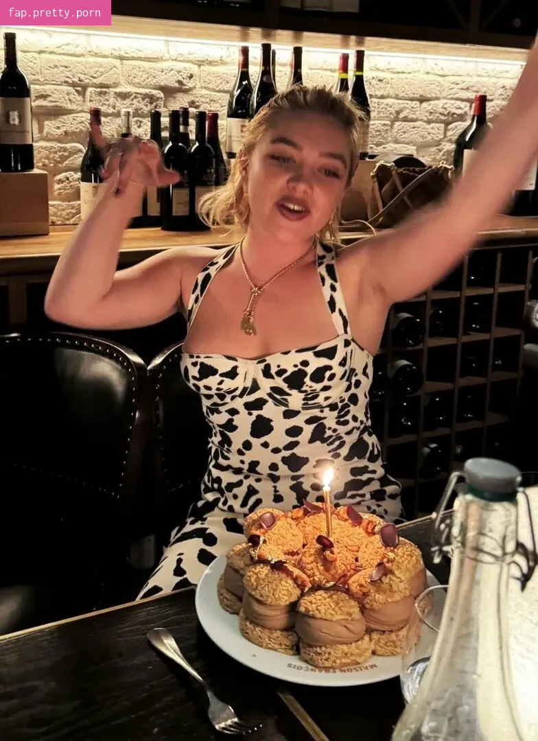 Florence Pugh - Photo #96